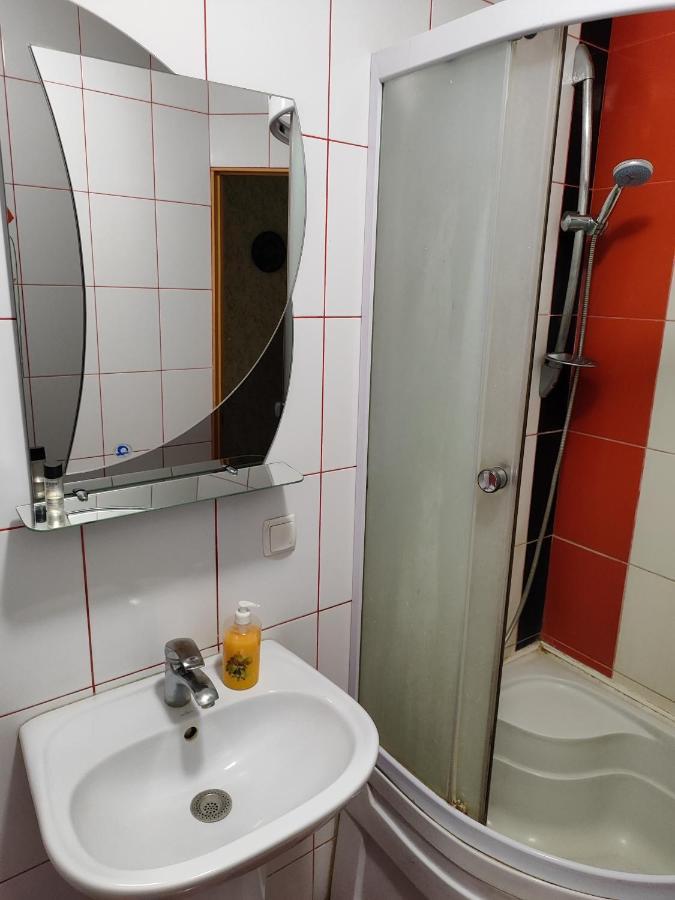 Apartment на вул перемоги 8 дрiб 3 Хмельницький